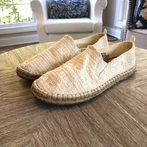 Crown & Ivy Slip-on, Eyelet White Shoe Size 6.5